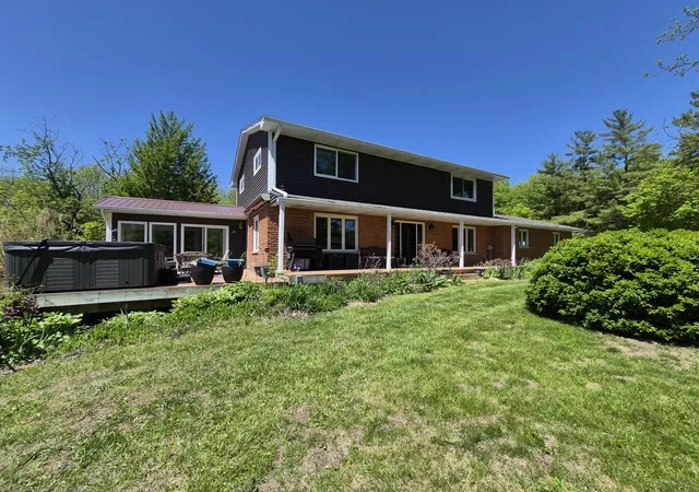 Homes for sale in Galesburg, IL | 112 Valley View Rd, Galesburg, IL 61401 | MLS# 12672452