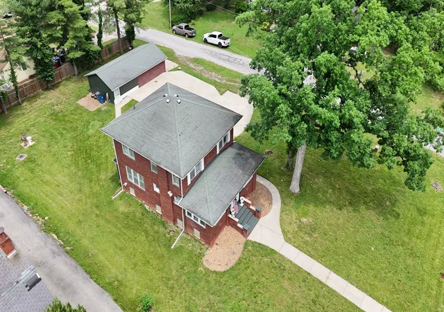 Homes for sale in Mt Vernon, IL | 1800 Franklin Ave, Mt Vernon, IL 62864 | MLS# 12672453