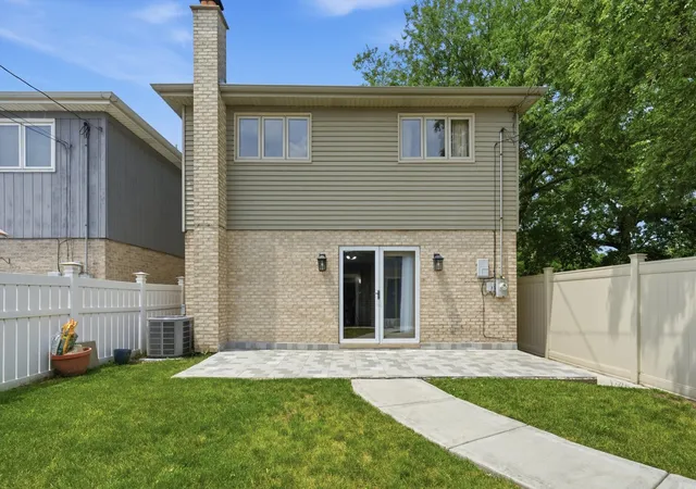 Homes for sale in Chicago, IL | 5601 S Sayre Ave, Chicago, IL 60638 | MLS# 12672621