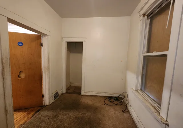 Homes for sale in Chicago, IL | 5242 S Sangamon St, Chicago, IL 60609 | MLS# 12672722