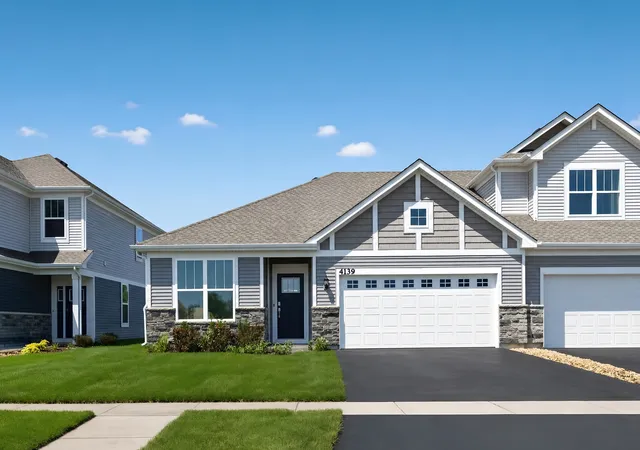 Homes for sale in Woodstock, IL | 4139 Meadowridge Rd, Woodstock, IL 60098 | MLS# 12672794