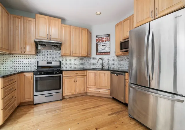 4th image of 604 S Laflin St, Chicago, IL 60607 | MLS# 12672822