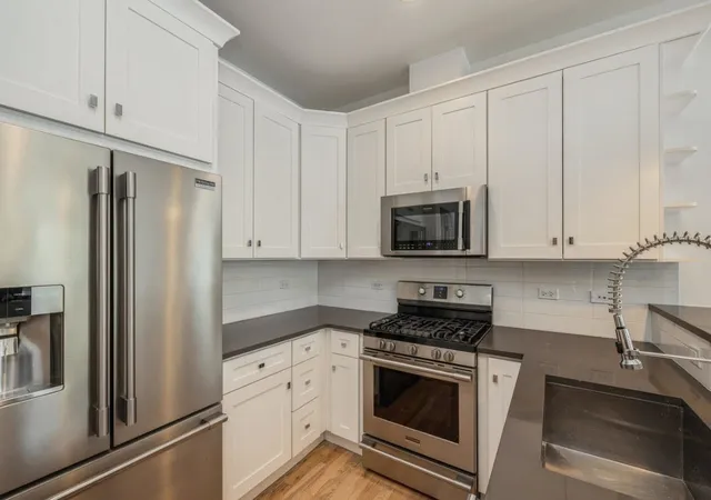 Homes for sale in Chicago, IL | 2505 W Potomac Ave, Chicago, IL 60622