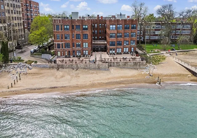 Homes for sale in Chicago, IL | 1200 W Sherwin Ave #2K, Chicago, IL 60626 | MLS# 12672929