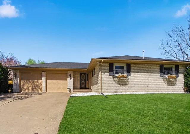 Homes for sale in Rock Island, IL | 3617 25th Ave, Rock Island, IL 61201 | MLS# 12672944