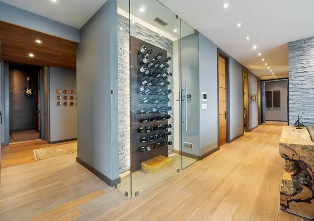 Photo 3 of Luxury condo for sale at 175 E Delaware Pl #9210, Chicago, IL 60611 | MLS# 12672991 | Listing updated on 2026-07-30