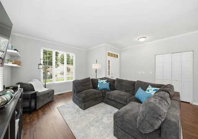 Homes for sale in Bolingbrook, IL | 169 Sandalwood Ln, Bolingbrook, IL 60440 | MLS# 12673059