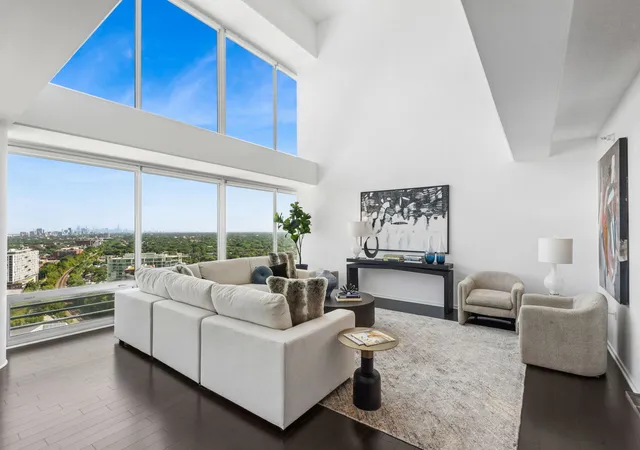 Photo 3 of Condo for sale at 1720 Maple Ave #2710, Evanston, IL 60201 | MLS# 12673186 | Listing updated on 2026-10-09