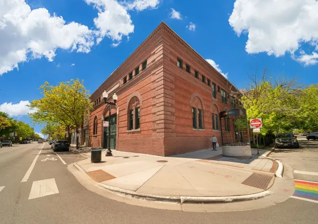 Homes for sale in Chicago, IL | 811 W Aldine Ave #6S, Chicago, IL 60657 | MLS# 12673337