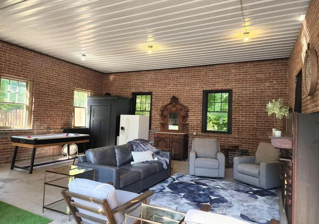 Homes for sale in Monmouth, IL | 320 E 2nd Ave, Monmouth, IL 61462 | MLS# 12673356