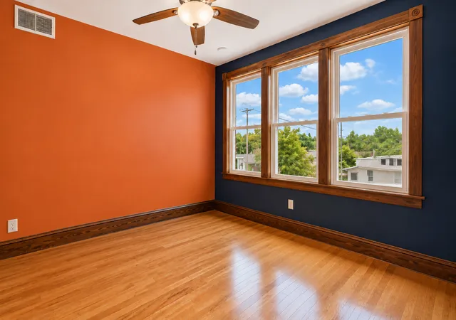 Listing Photo 5 - Condo for sale in building located at 4988 N Elston Ave, Chicago, IL 60630