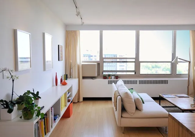 Homes for sale in Chicago, IL | 3950 N Lake Shore Dr #1908, Chicago, IL 60613 | MLS# 12673402