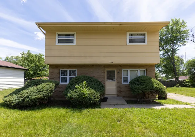1st image of 2714 Ashland Ct, Rockford, IL 61101 | MLS# 12673425
