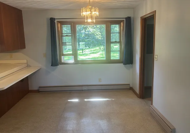Homes for sale in Carbondale, IL | 1104 S Giant City Rd, Carbondale, IL 62902 | MLS# 12673470