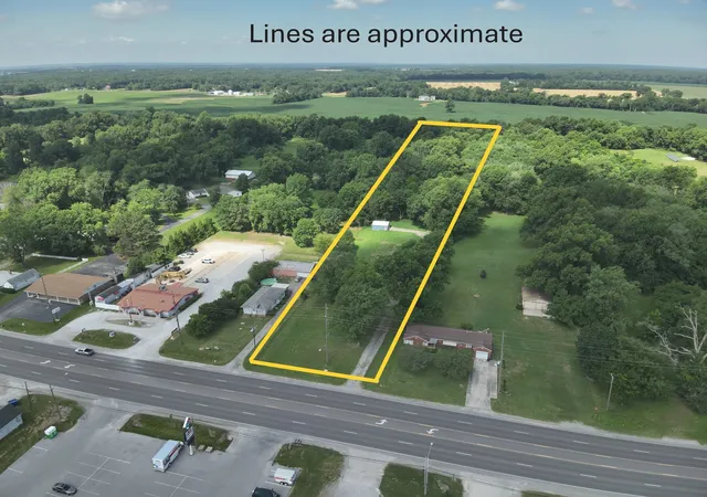 Homes for sale in Duquoin, IL | 1249 S Washington St, Duquoin, IL 62832 | MLS# 12673502
