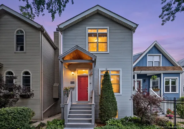 Homes for sale in Chicago, IL | 2111 N Whipple St, Chicago, IL 60647 | MLS# 12673557