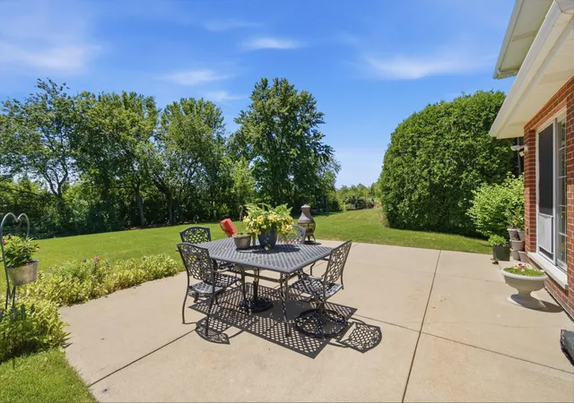 4th image of 11321 Laura Ln, Frankfort, IL 60423 | MLS# 12673575