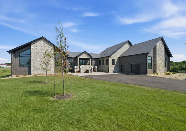 5th image of 14300 W 167Th St, Homer Glen, IL 60491 | MLS# 12673596