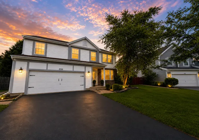 Photo 1 of Single family home for sale at 210 Balmoral Ct, Glendale Heights, IL 60139 | MLS# 12673602 | Listing updated on 2026-09-03