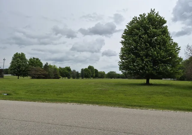 Homes for sale in Wadsworth, IL | 37133 N Fox Hill Dr, Wadsworth, IL 60083 | MLS# 12673619