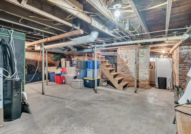 Homes for sale in Cambridge, IL | 302 N Ridge St W, Cambridge, IL 61238 | MLS# 12673646