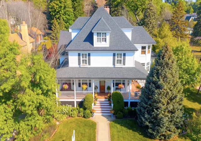 34th image of 300 E Euclid Ave, Arlington Heights, IL 60004 | MLS# 12673673