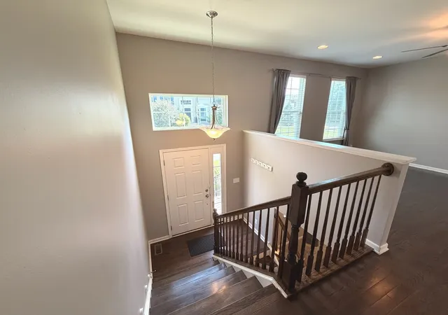 3rd image of 1603 Deer Pointe Dr, South Elgin, IL 60177 | MLS# 12673688