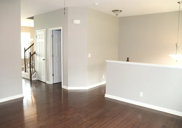 5th image of 1603 Deer Pointe Dr, South Elgin, IL 60177 | MLS# 12673688