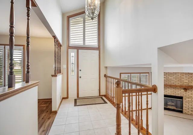 Homes for sale in Orland Park, IL | 18116 John Charles Dr, Orland Park, IL 60467 | MLS# 12673786