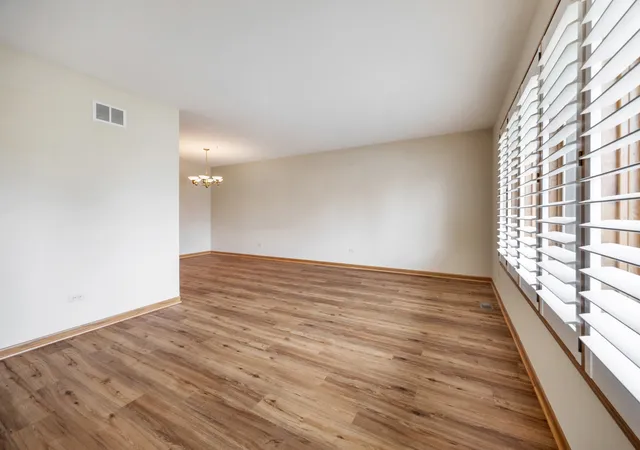 Homes for sale in Orland Park, IL | 18116 John Charles Dr, Orland Park, IL 60467 | MLS# 12673786