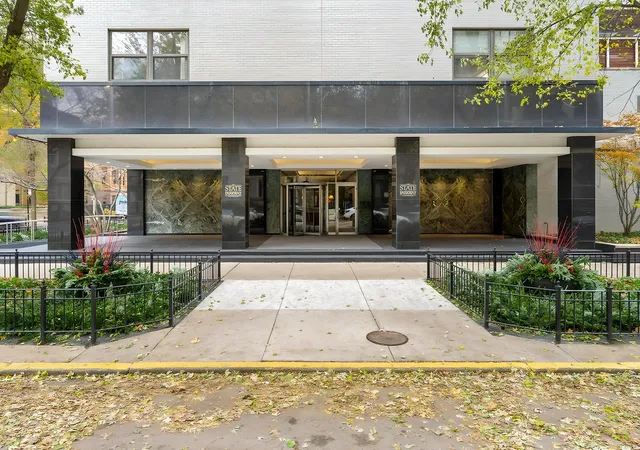 1st image of 1445 N State Pkwy #1904, Chicago, IL 60610 | MLS# 12673834