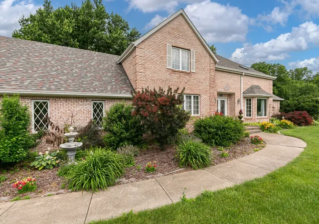 Homes for sale in Milan, IL | 10910 51st Street Ct, Milan, IL 61264 | MLS# 12673862