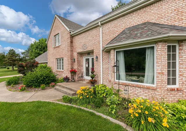 Homes for sale in Milan, IL | 10910 51St Street Ct, Milan, IL 61264 | MLS# 12673862