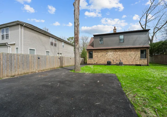 Homes for sale in Highland Park, IL | 830 Deerfield Rd, Highland Park, IL 60035 | MLS# 12673884