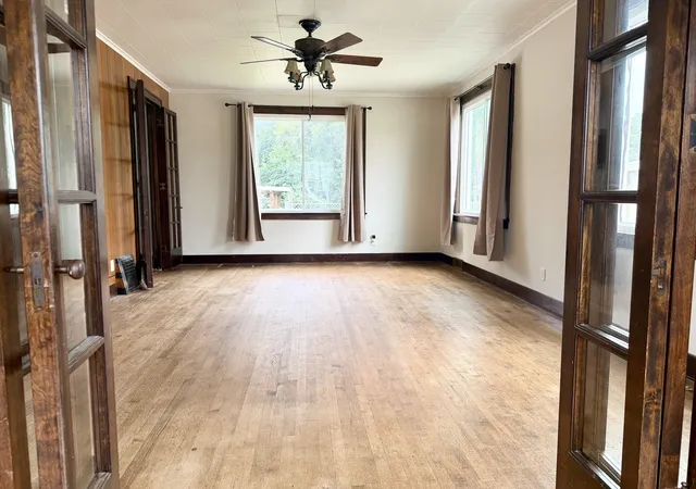 Photo 2 of Single family home for sale at 1515 7th Street, Peru, IL 61354 | MLS# 12673983 | Listing updated on 2026-08-17