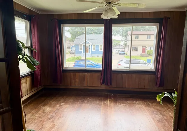 Photo 3 of Single family home for sale at 1515 7th Street, Peru, IL 61354 | MLS# 12673983 | Listing updated on 2026-08-17