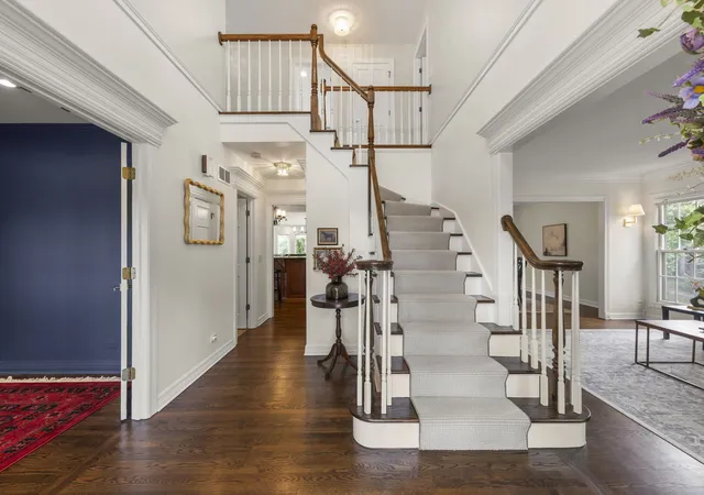 5th image of 126 Stableford Dr, Glen Ellyn, IL 60137 | MLS# 12674008