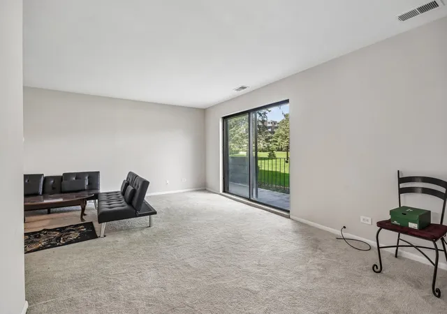 Homes for sale in Palatine, IL | 1275 E Baldwin Ln, Palatine, IL 60074