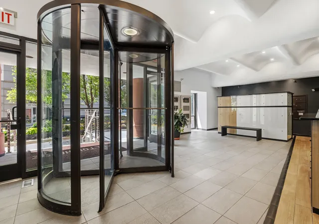 Homes for sale in Chicago, IL | 345 N Canal St #1204, Chicago, IL 60606 | MLS# 12674202
