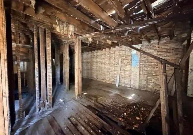 4th image of 10506 S Maryland Ave, Chicago, IL 60628 | MLS# 12674279