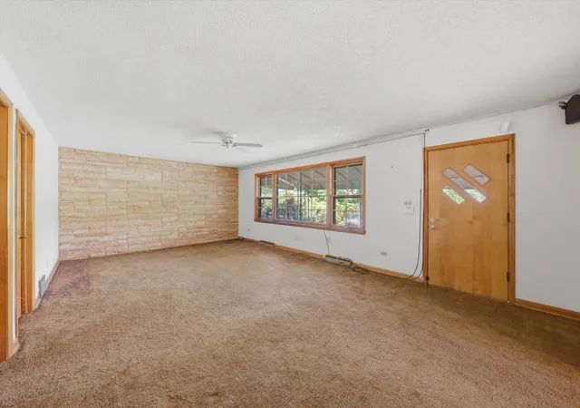 Homes for sale in Palos Hills, IL | 8351 W 99Th St, Palos Hills, IL 60465 | MLS# 12674340