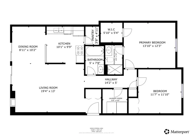 Homes for sale in Schaumburg, IL | 220 Oak Knoll Court, Schaumburg, IL 60193 | Houzeo