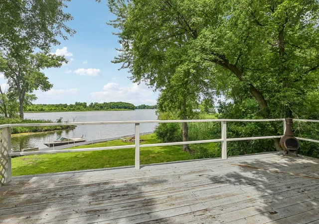 Homes for sale in Ingleside, IL | 35482 N Sheridan Dr, Ingleside, IL 60041 | MLS# 12674378
