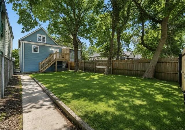 9th image of 8008 S Muskegon Ave, Chicago, IL 60617 | MLS# 12674407