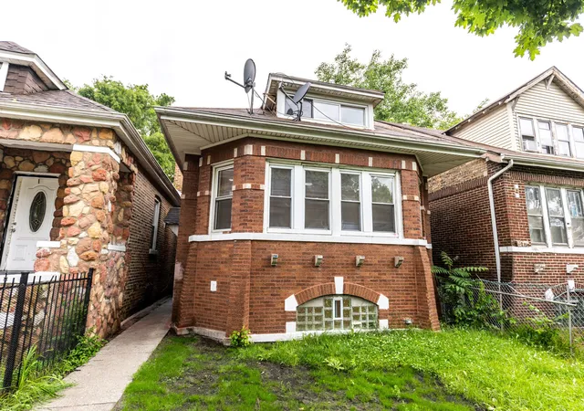 Photo 1 of Single family home for sale at 7518 S Union Ave, Chicago, IL 60620 | MLS# 12674475 | Listing updated on 2026-09-12