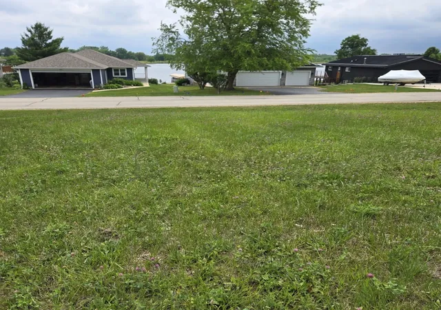Homes for sale in Poplar Grove, IL | 203 Candlewick Dr, Poplar Grove, IL 61065 | MLS# 12674488