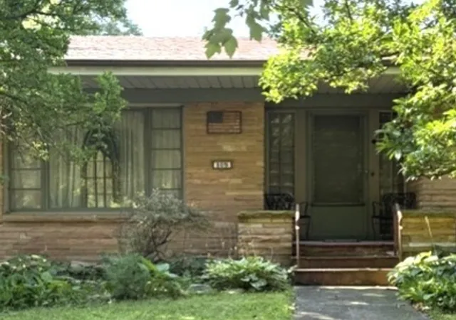 Photo 1 of Single family home for sale at 809 W Delaware Ave, Urbana, IL 61801 | MLS# 12674522 | Listing updated on 2026-08-10