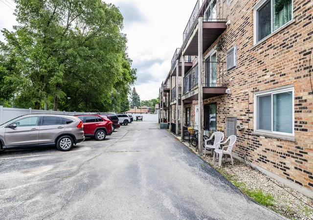 Homes for sale in Chicago, IL | 3938 W 104th St #3C, Chicago, IL 60655 | MLS# 12674534