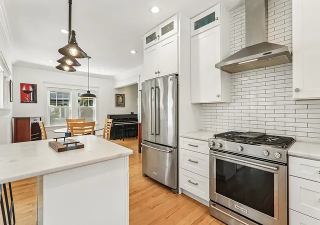 3rd image of 4917 Highland Ave, Downers Grove, IL 60515 | MLS# 12674556
