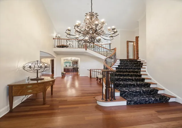 3rd image of 616 Driftwood Ct, Naperville, IL 60540 | MLS# 12674606
